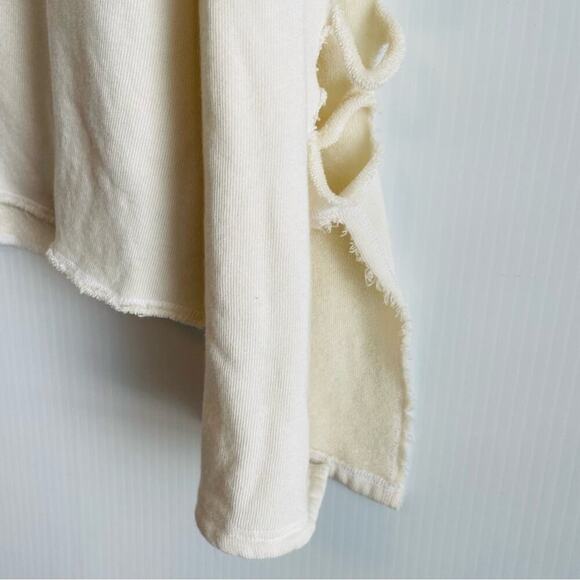 🆕 LAmade Evereve Yvette slash sweatshirt size medium lacrema NWT - Picture 7 of 10
